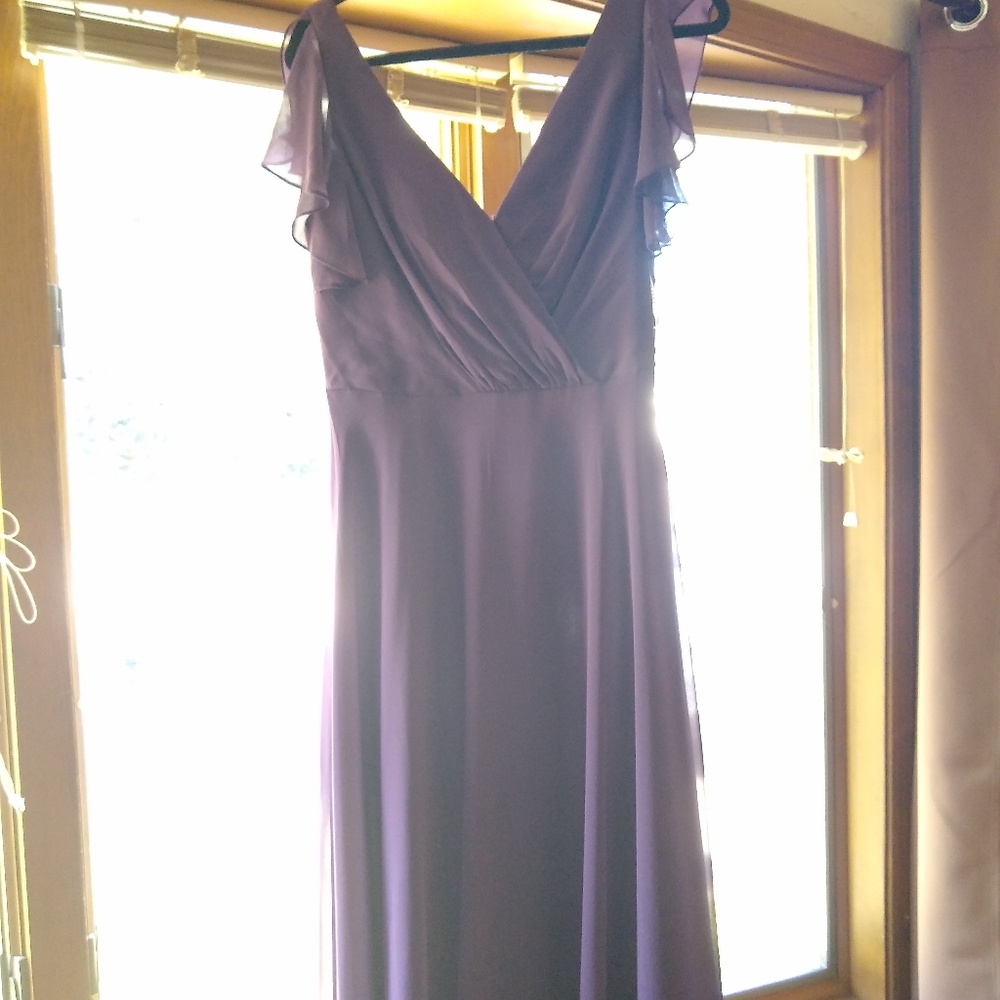 David's Bridal F20065 Plum